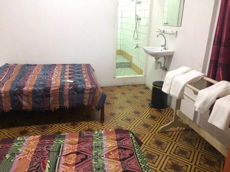 Hotel Midnight