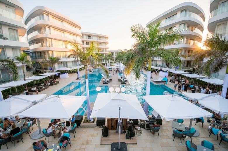 Hotel Aqua Boracay