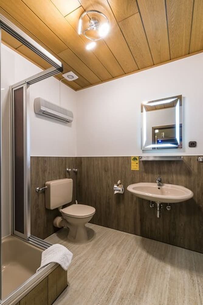 Hotel Restaurant Es L�mmche