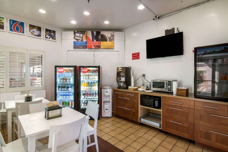 Motel 6 Monterey Park, Ca