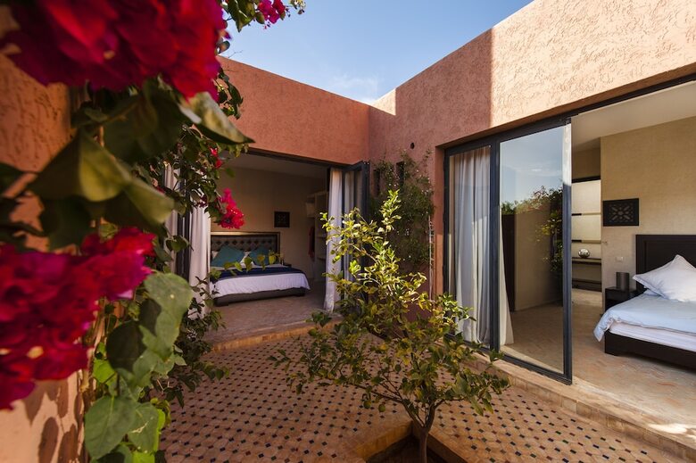 L' Amandier Hotel & Villas