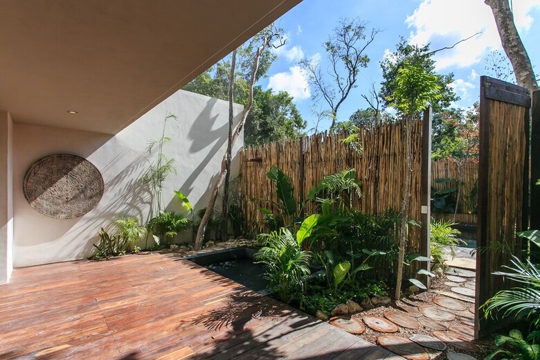 Apartamentos Eco-chic Design Condos Wrapped In Nature's Elements