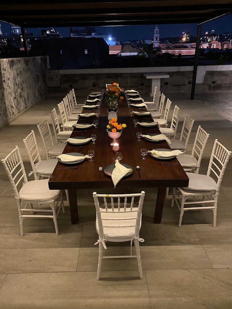 Milo Collection Hotel