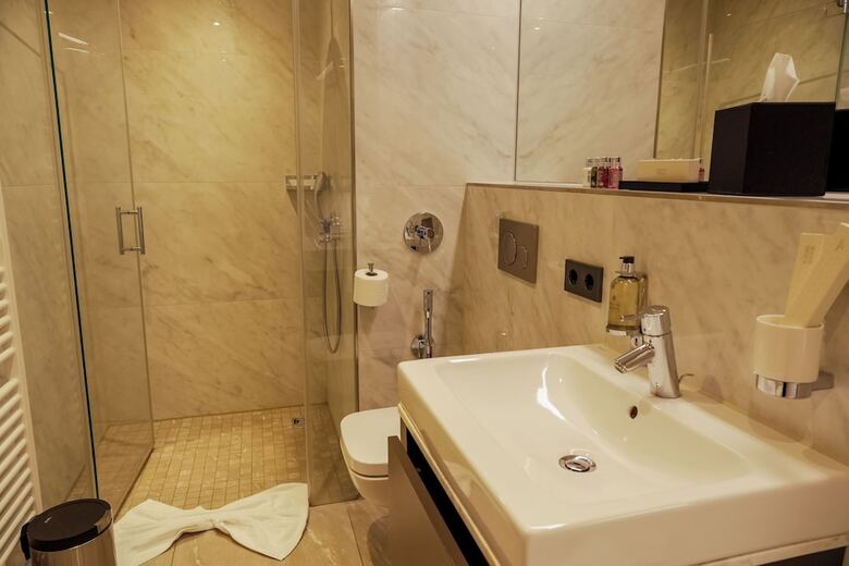 Fourty Three Luxury Serviced Apartments