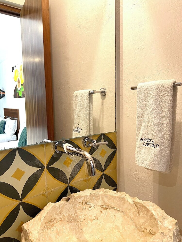 Latino Hotel Boutique