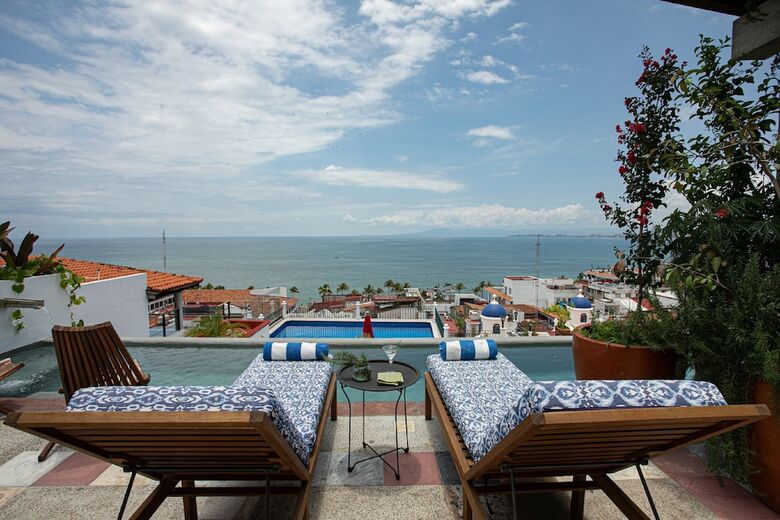 Hotel Casa Pancha Puerto Vallarta Centro - Adults Only