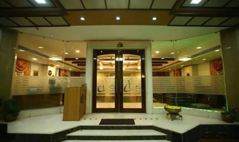 Fabhotel Prime Chennai Deluxe