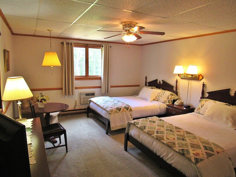 Carlson's Lodge