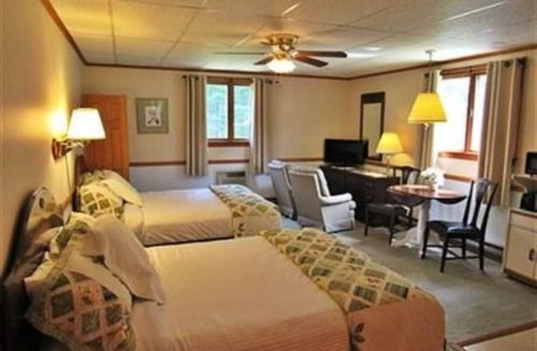 Carlson's Lodge