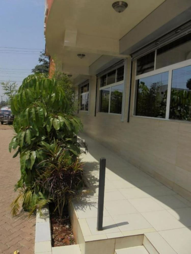 Park Road Hotel