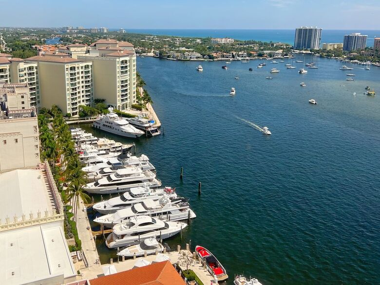 Tower At The Boca Raton