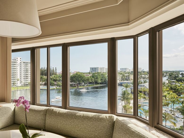 Tower At The Boca Raton