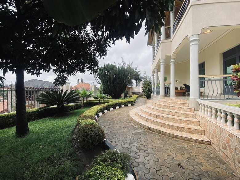 Bed & Breakfast Affordable Homes Kigali