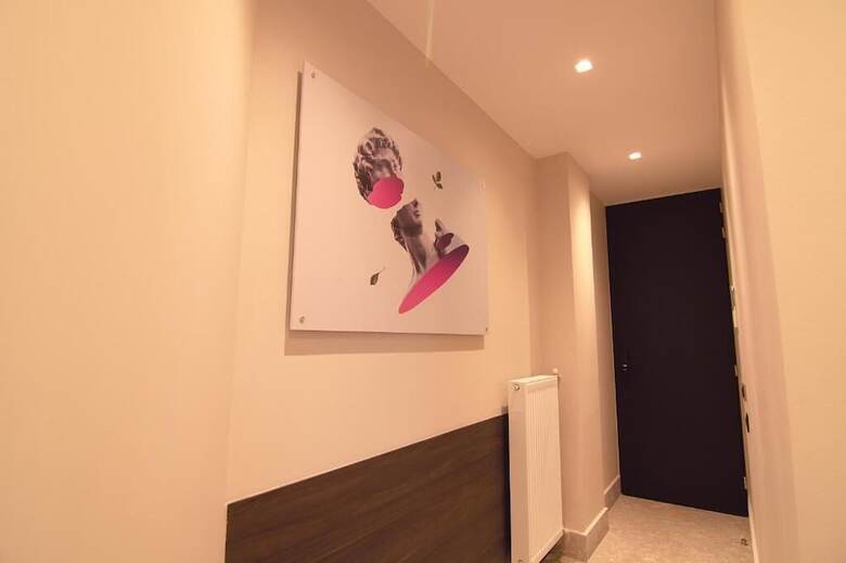 Cityzoe Athens Suites