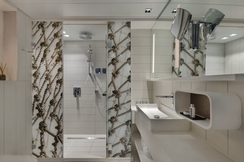 Hotel Port Tower By Isrotel Design