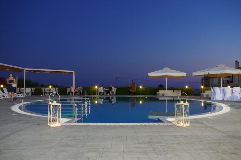 Aparthotel Antonios Village
