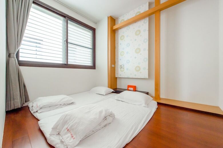 Bed & Breakfast Lightness Hotel