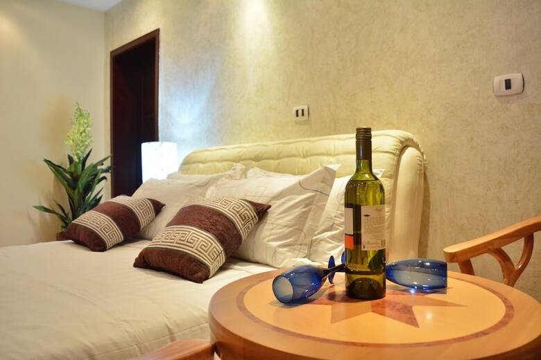 Impress Hotel