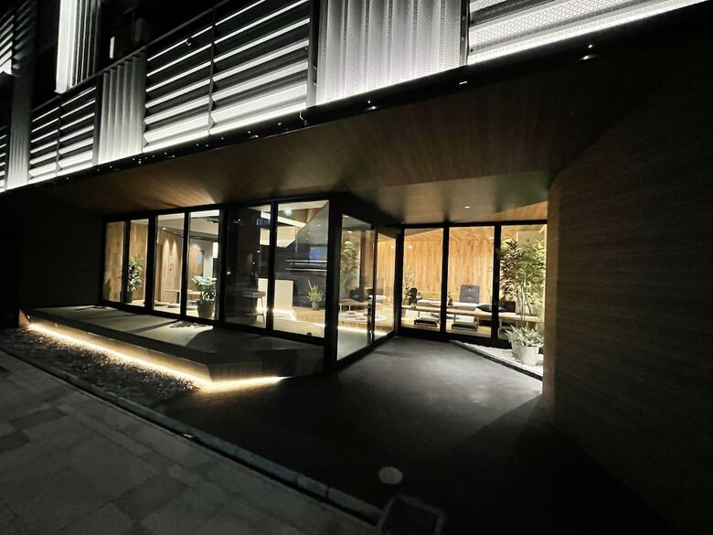R Hotel Namba