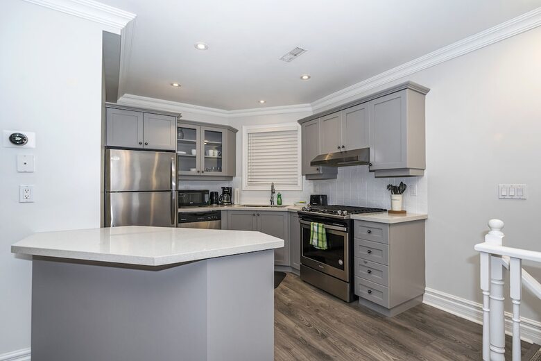 Aparthotel St Annes Suites