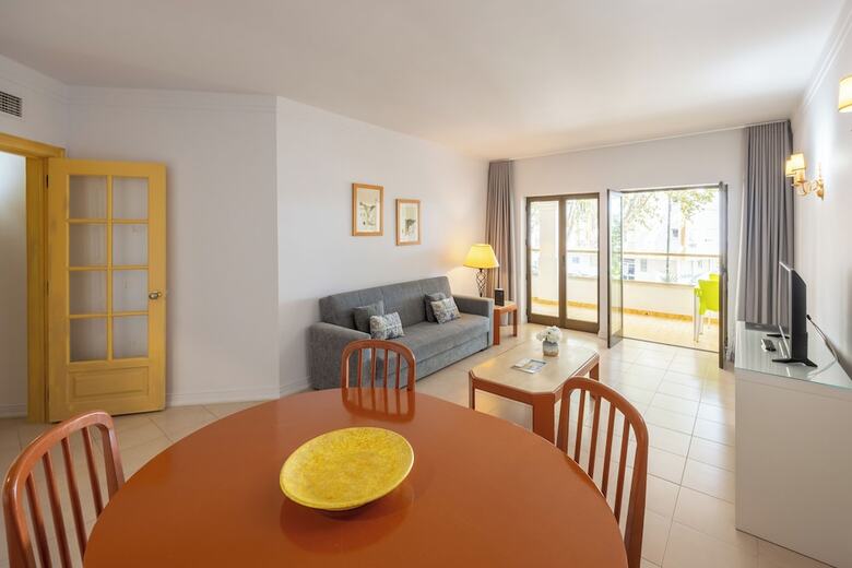Aparthotel Clube Do Lago Hotel