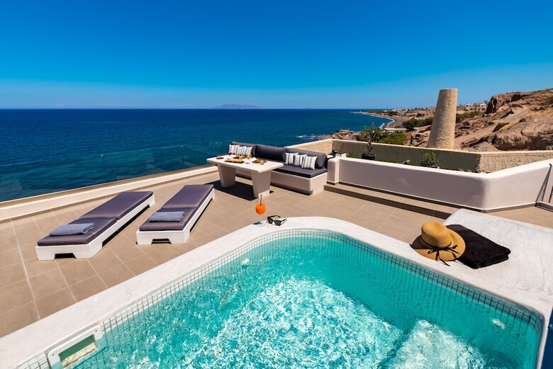 Neoma Luxury Suites