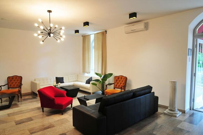 Hotel Villa Laurel