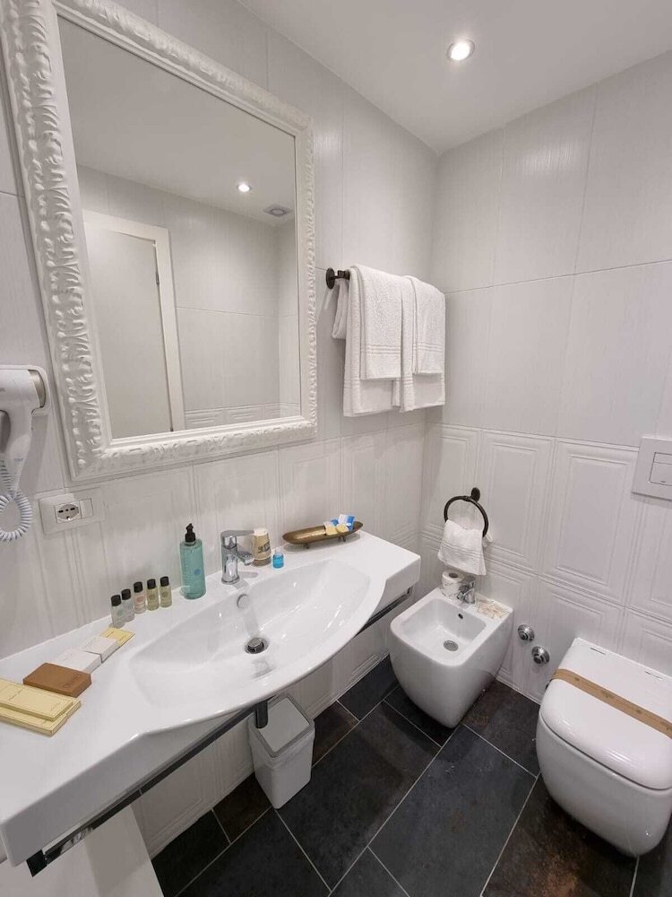 Domus Aurea Luxury