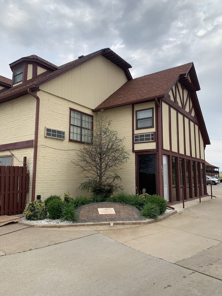 Motel Executive Inn