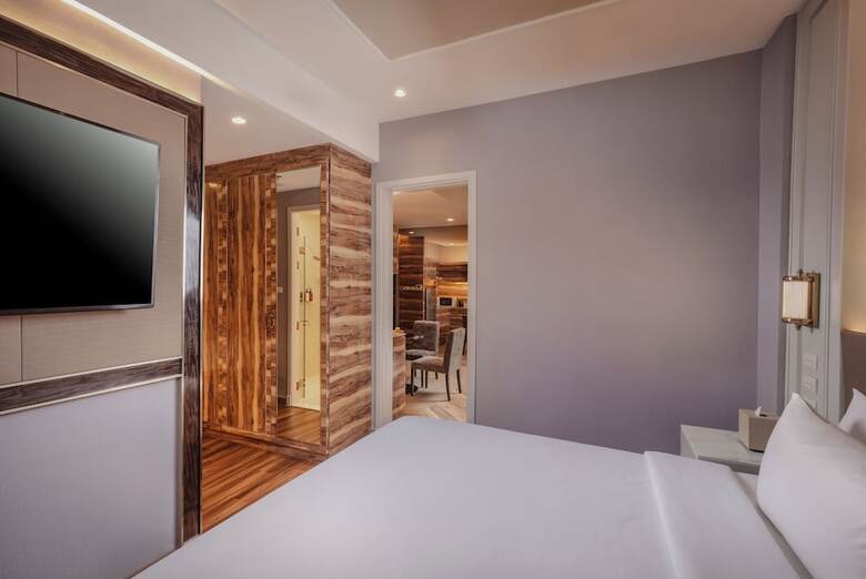Aira Hotel Bangkok