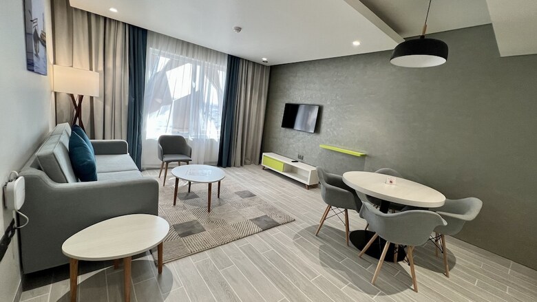 Hotel Citadines Al Ghubrah Muscat
