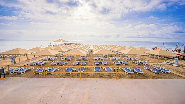 Rios Beach Hotel