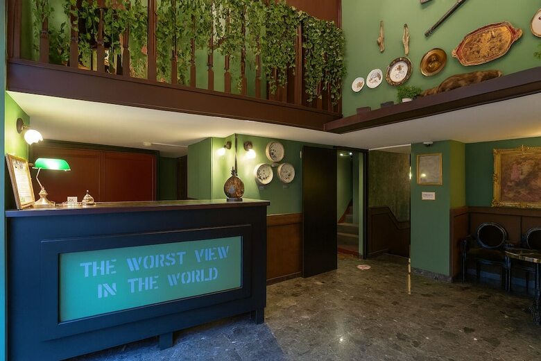 The Walled Off Hotel Paris