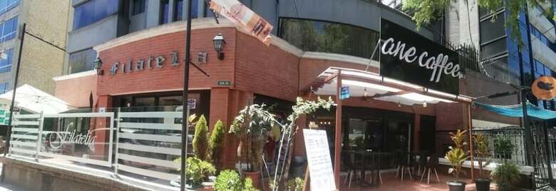 Hotel Filatelia Suites & Travel