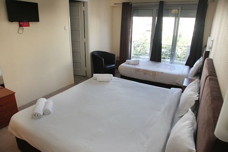 Lisbon Suite Home
