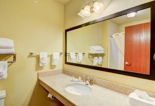 Hotel Cobblestone Inn & Suites Big Lake
