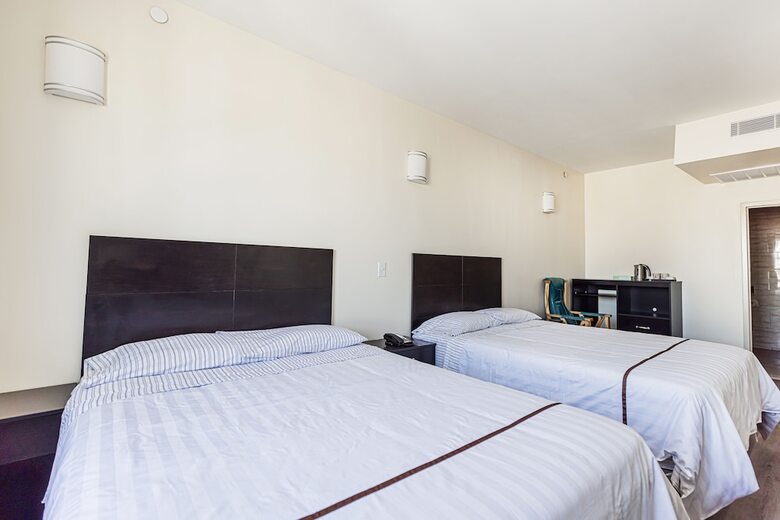 Astoria Inn Laguardia Hotel