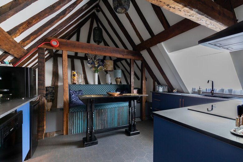 Aparthotel Staycations Maldon Suites