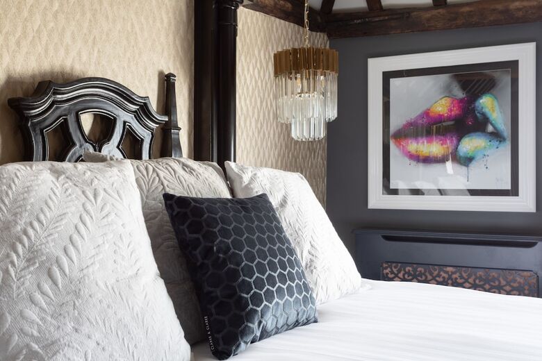 Aparthotel Staycations Maldon Suites