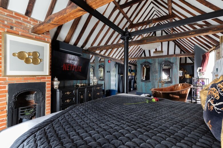 Aparthotel Staycations Maldon Suites