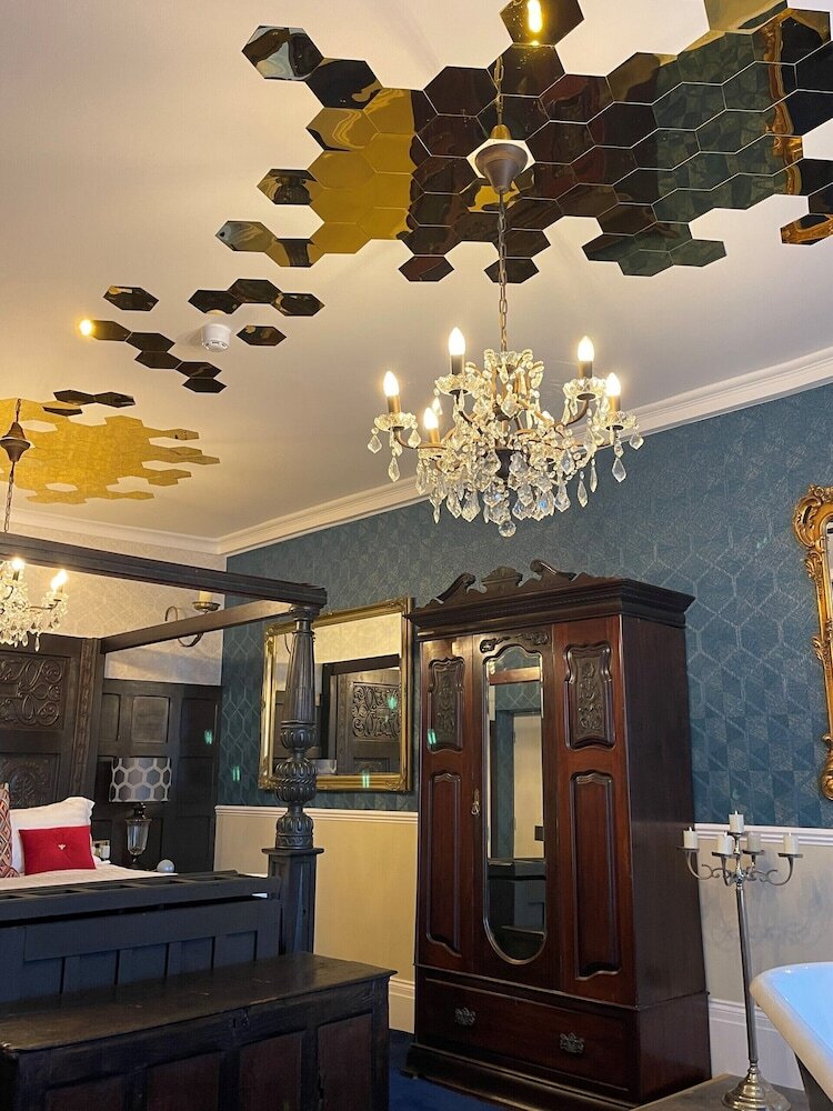 Aparthotel Staycations Maldon Suites