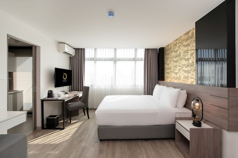Orion Hotel & Residence