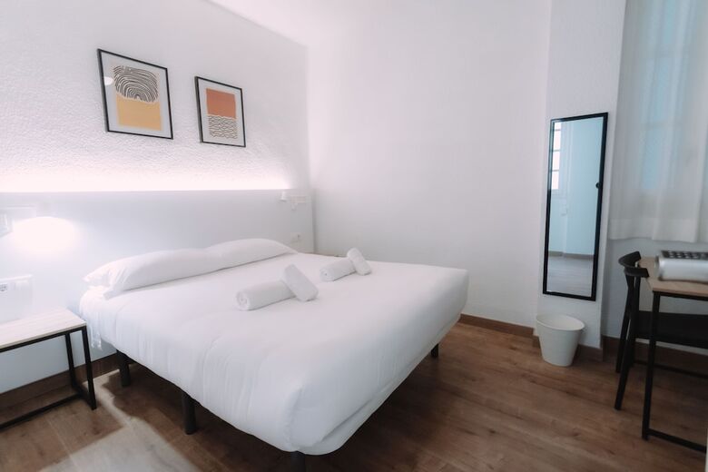 Bed & Breakfast Concept Rooms