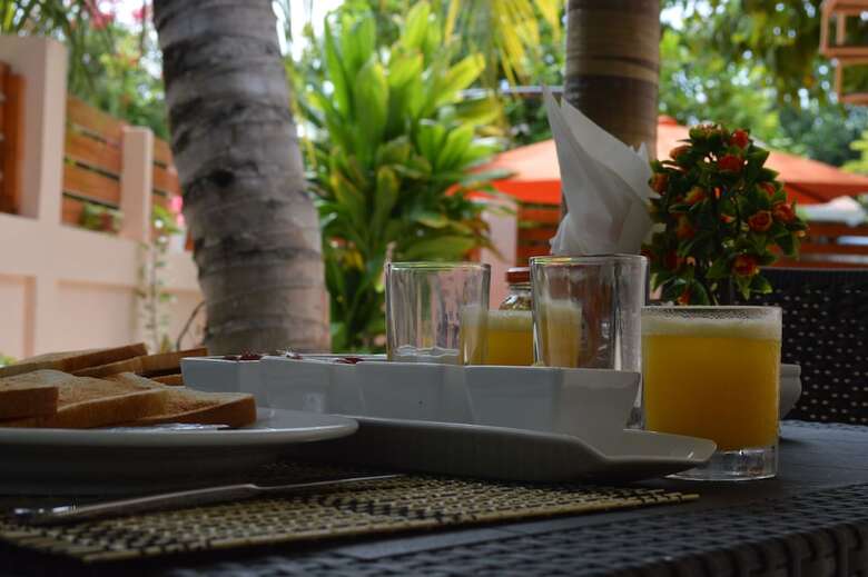 Hotel Village Life Maldives