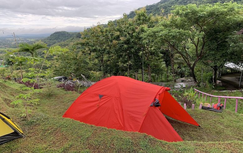 Bed & Breakfast Camping Ground Bukit Tinatar