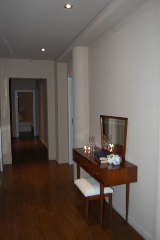 Jo's Place