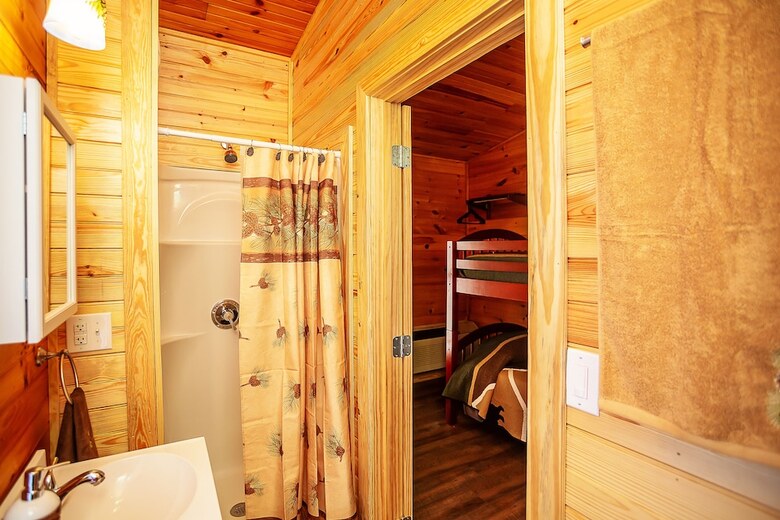 Hotel Bigfoot Lodge Room One