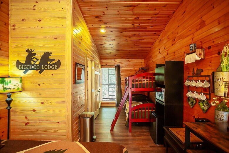 Hotel Bigfoot Lodge Room One