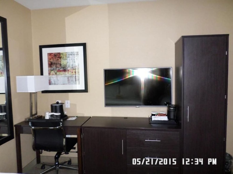 Pitkin Hotel