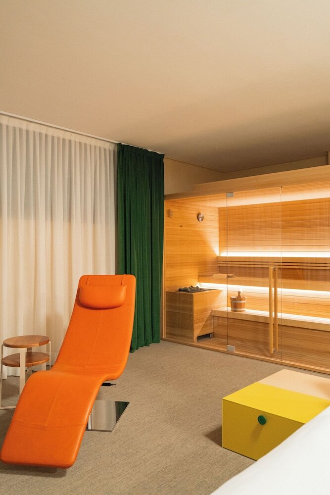 Omama Hotel